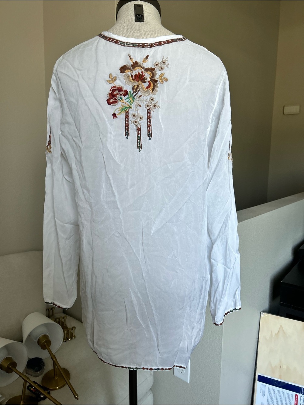 Johnny Was White Tunic with Multicolor Floral Embroidery - Picture 3 of 13